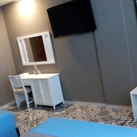 Hotel Champlitte San Rafael  Екстер'єр фото